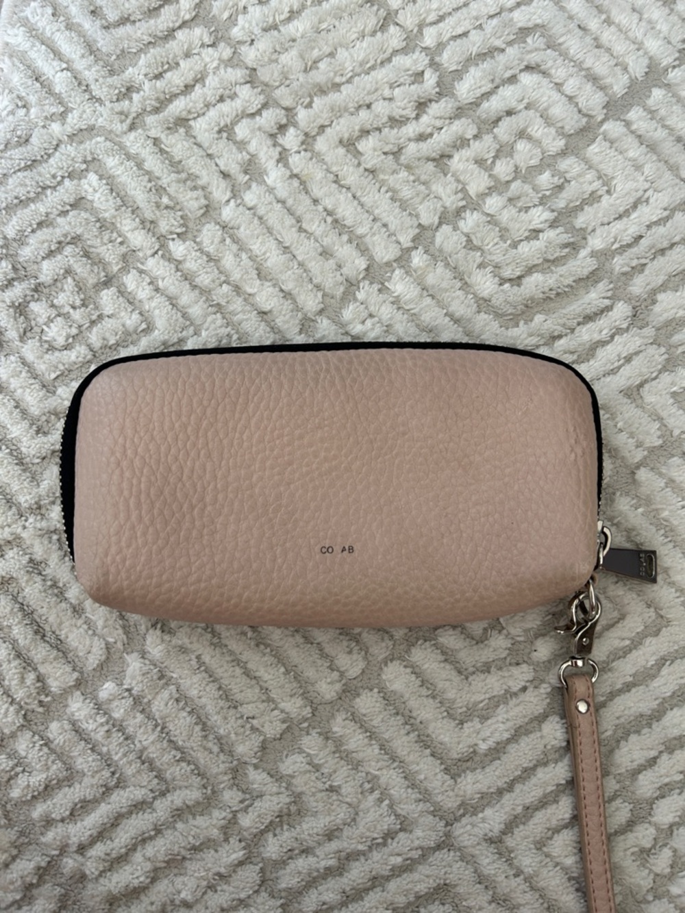 Pebbled Leather Wristlet in Blush